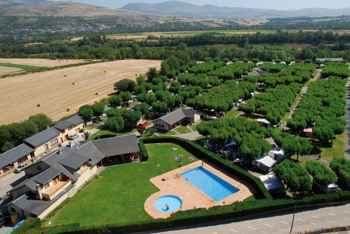 Bungalows Pirineus Guils de Cerdaña Exterior foto